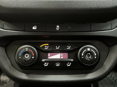 ВАЗ (LADA) Vesta 1.6 MT (106 л.с.) 2018