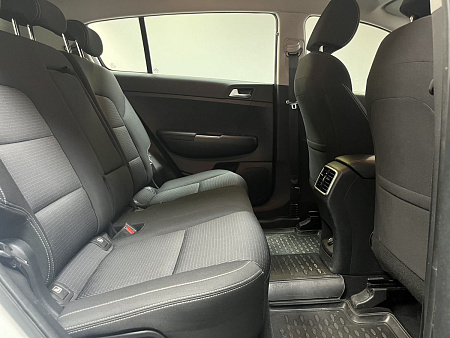Kia Sportage 2.0 MPI AT (150 л.с.) 2021
