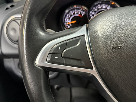 Renault Sandero Stepway 1.6 CVT (113 л.с.) 2019