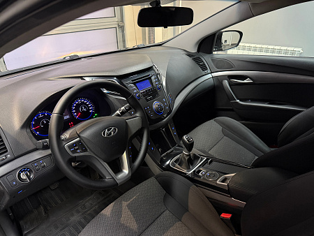 Hyundai i40 1.6 GDI MT (135 л.с.) 2014
