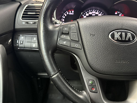 Kia Sorento 2.4 4WD AT (175 л.с.) 2019