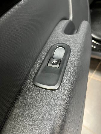 ВАЗ (LADA) Largus Cross 1.6 MT (106 л.с.) 2025