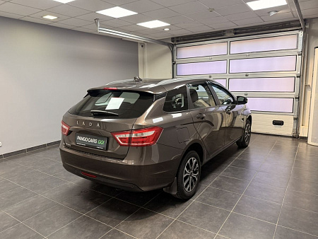 ВАЗ (LADA) Vesta 1.6 MT (106 л.с.) 2021