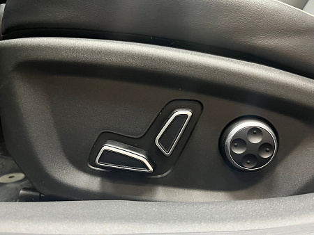Changan UNI-V 1.5T DCT (181 л.с.) 2023