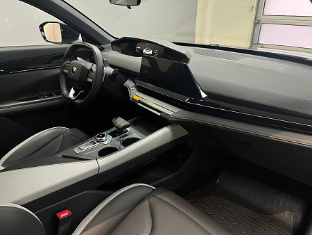 Changan UNI-V 1.5T DCT (181 л.с.) 2023