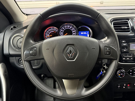 Renault Sandero Stepway 1.6 MT (82 л.с.) 2017