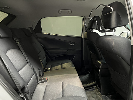 SsangYong Actyon 2.0 D AT (149 л.с.) 2011