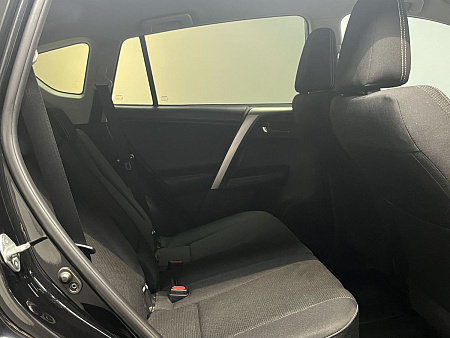 Toyota RAV4 2.0 CVT (146 л.с.) 2017