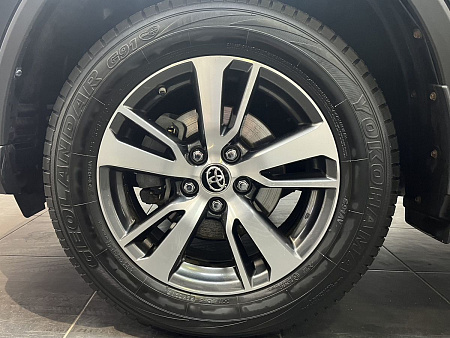 Toyota RAV4 2.0 CVT (146 л.с.) 2017