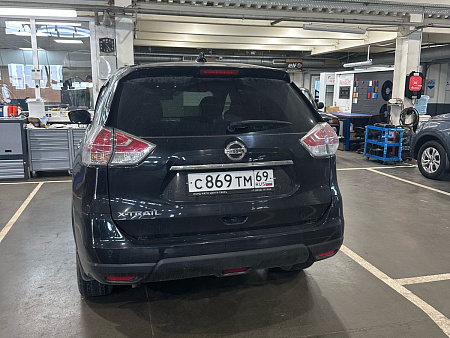 Nissan X-Trail 2.0 4WD CVT (144 л.с.) 2018