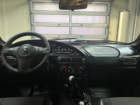 Chevrolet Niva 1.7 MT (80 л.с.) 2015