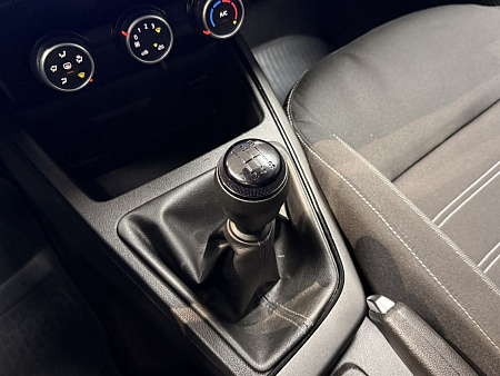 Renault Arkana 1.6 MT (114 л.с.) 2020