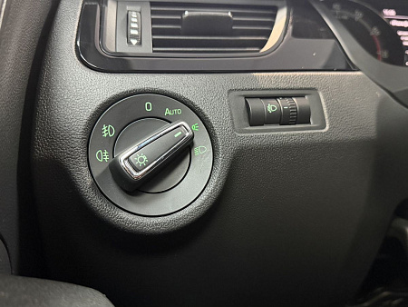 Skoda Rapid 1.6 MPI AT (110 л.с.) 2017