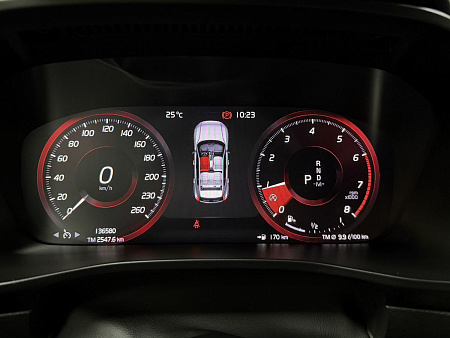 Volvo XC40 2.0 4WD AT (190 л.с.) 2020