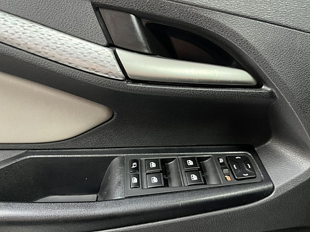 ВАЗ (LADA) Vesta Cross 1.8 MT (122 л.с.) 2019