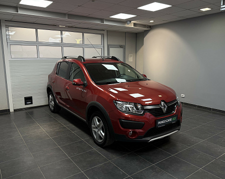 Renault Sandero Stepway 1.6 AT (102 л.с.) 2017