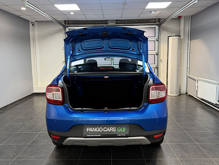 Renault Logan Stepway 1.6 MT (113 л.с.) 2019