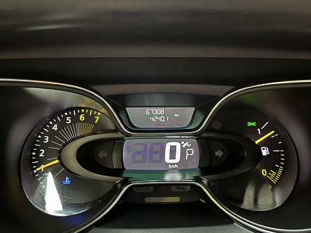 Renault Kaptur 1.6 CVT (114 л.с.) 2016