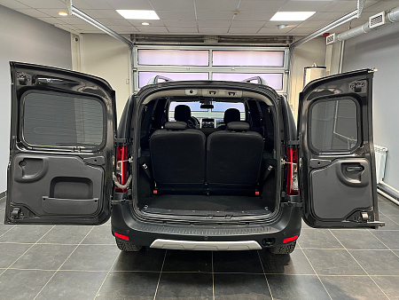 ВАЗ (LADA) Largus Cross 1.6 MT (106 л.с.) 2025