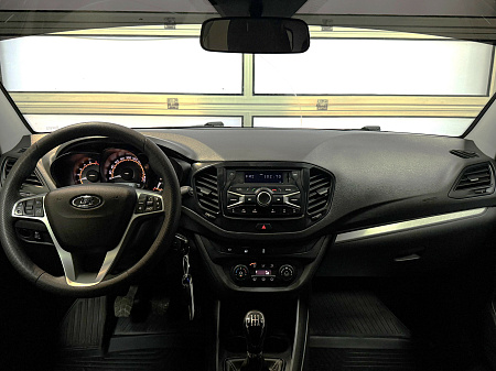 ВАЗ (LADA) Vesta 1.6 MT (106 л.с.) 2022