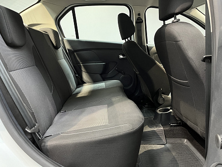 Renault Logan Stepway 1.6 CVT (113 л.с.) 2020
